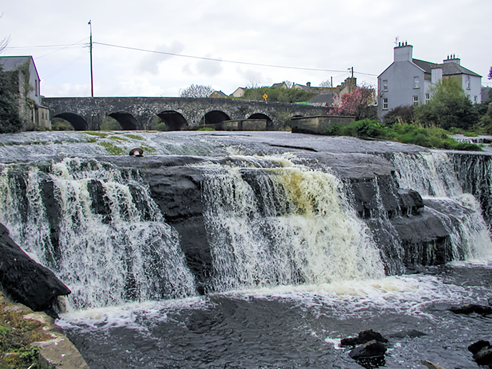 Clare, Waterfall at Ennistimon