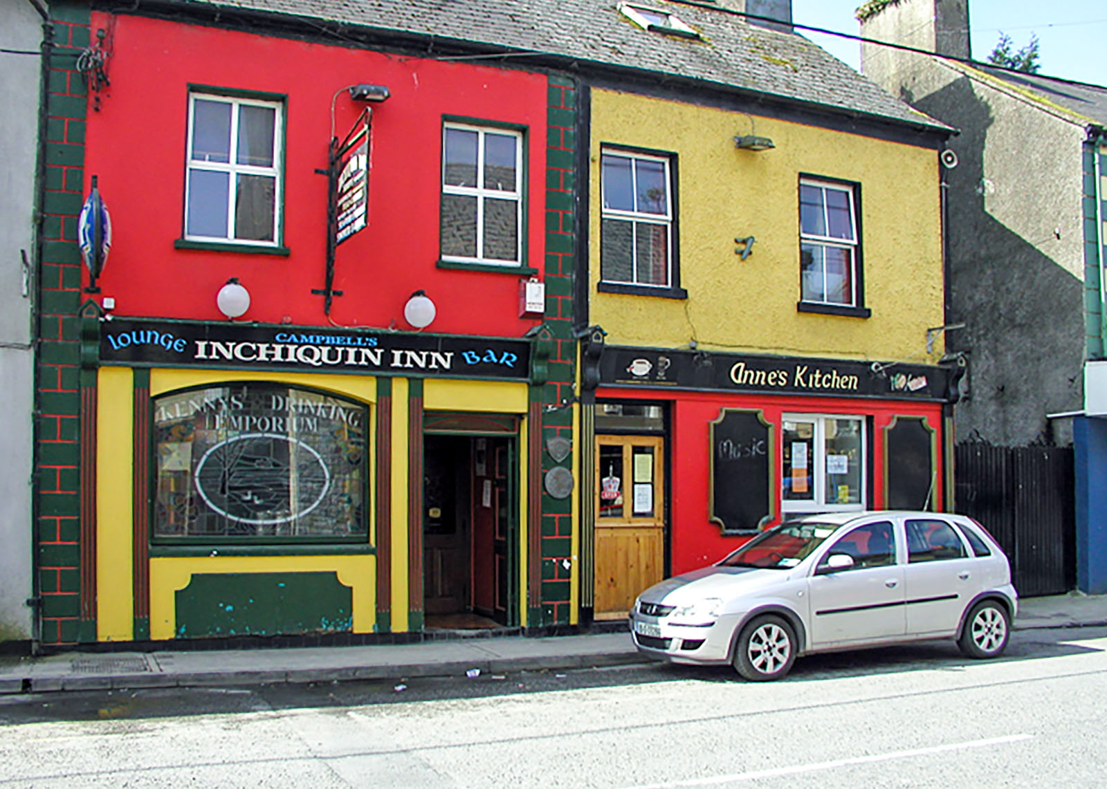 Clare, Colorful shops in Corofin