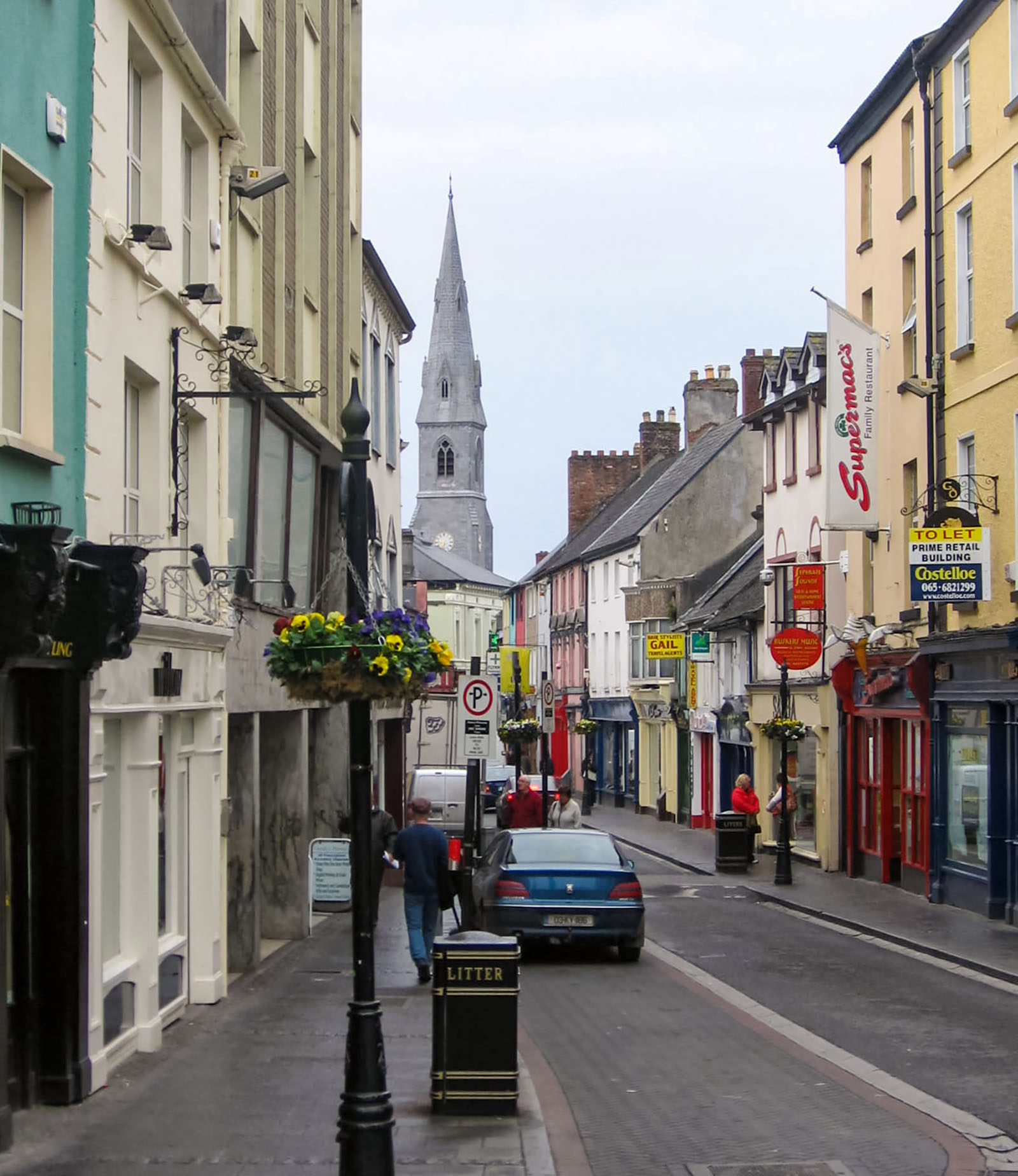 Ennis, Ennis shops