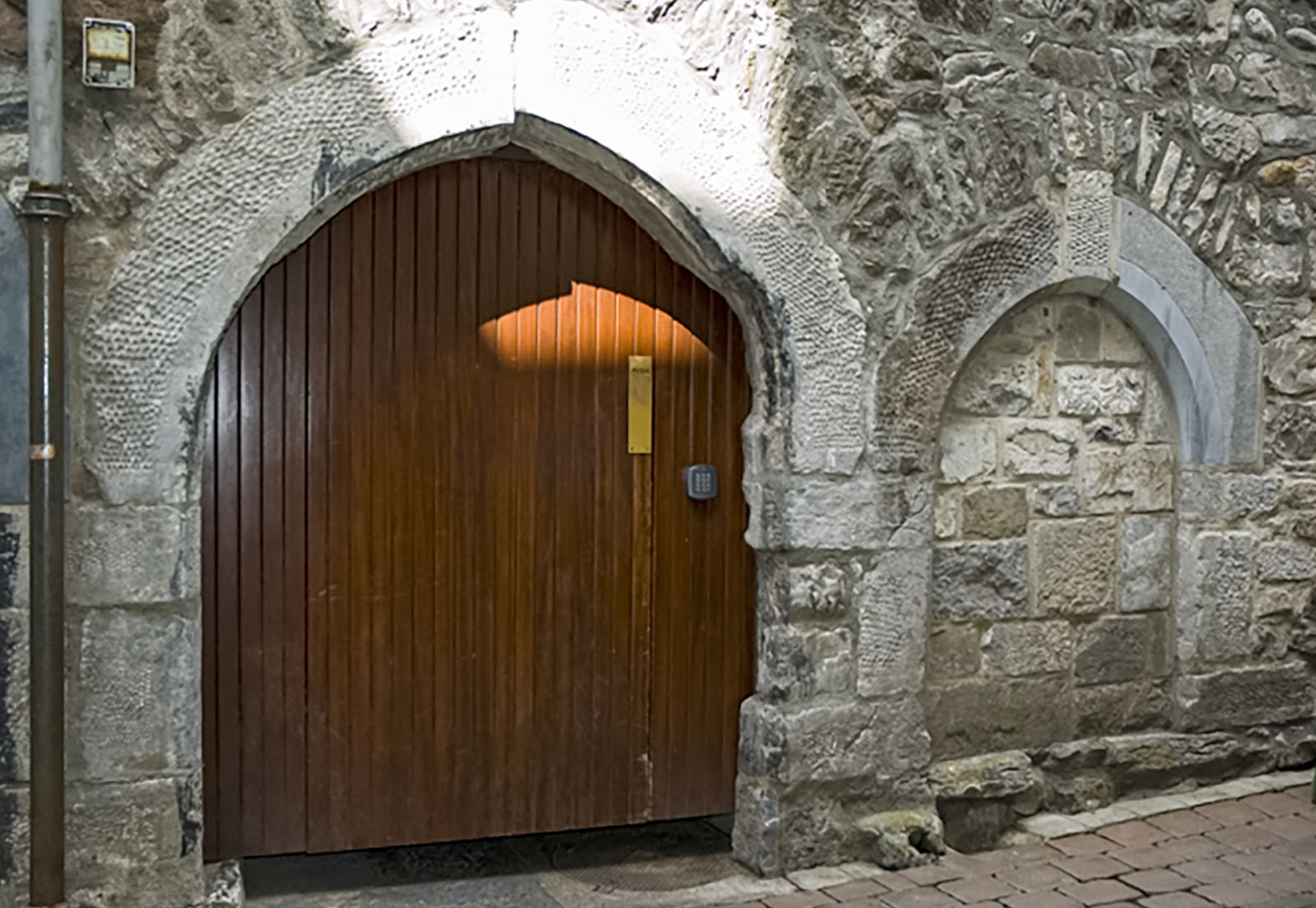 Galway, Recycled doors