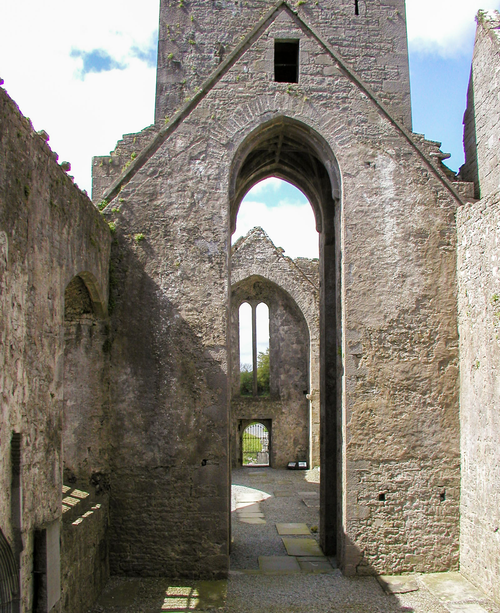 Historic sites, Corcomroe Abbey