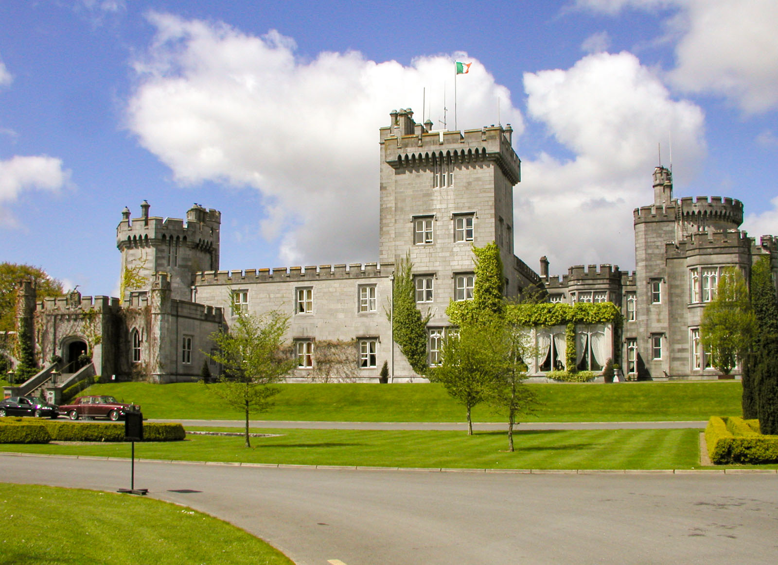 Historic sites, Dromoland Castle